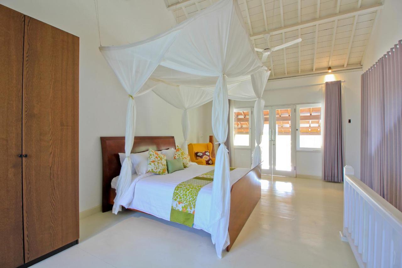 Uma Lima Villa Batu Belig - Close To The Beach Canggu Exterior foto