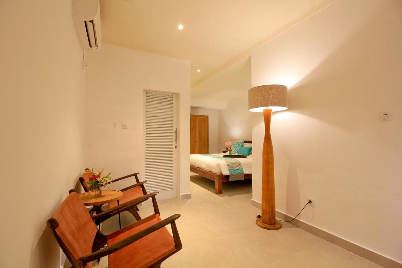 Uma Lima Villa Batu Belig - Close To The Beach Canggu Exterior foto