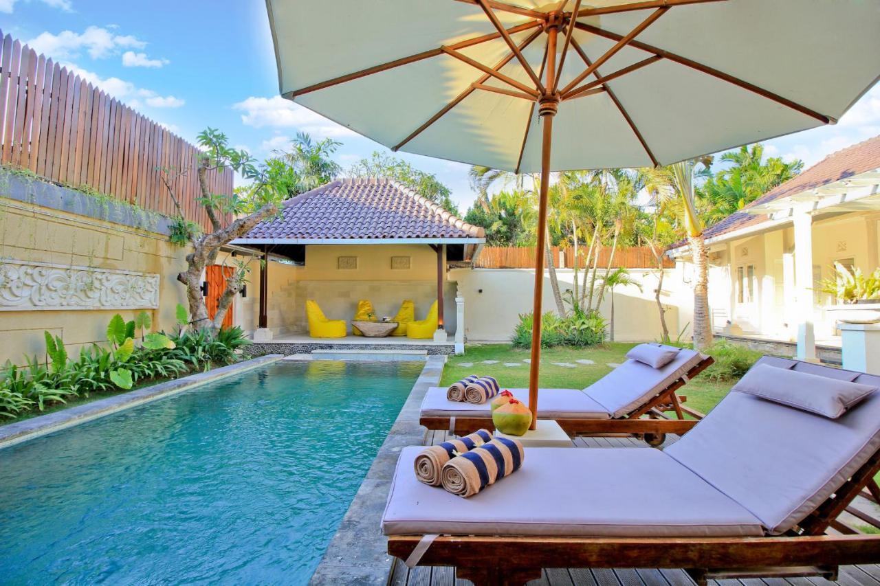 Uma Lima Villa Batu Belig - Close To The Beach Canggu Exterior foto
