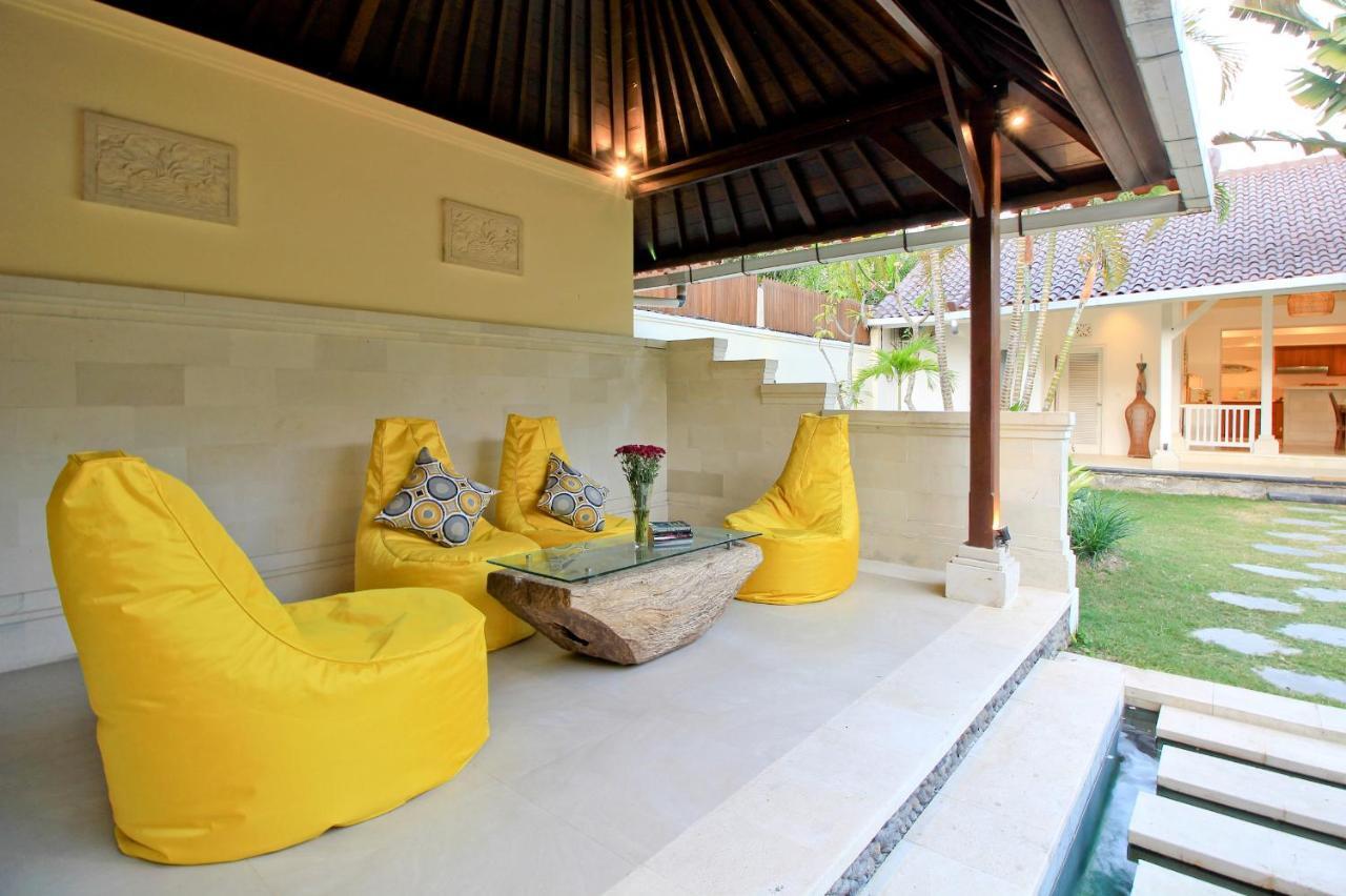 Uma Lima Villa Batu Belig - Close To The Beach Canggu Exterior foto